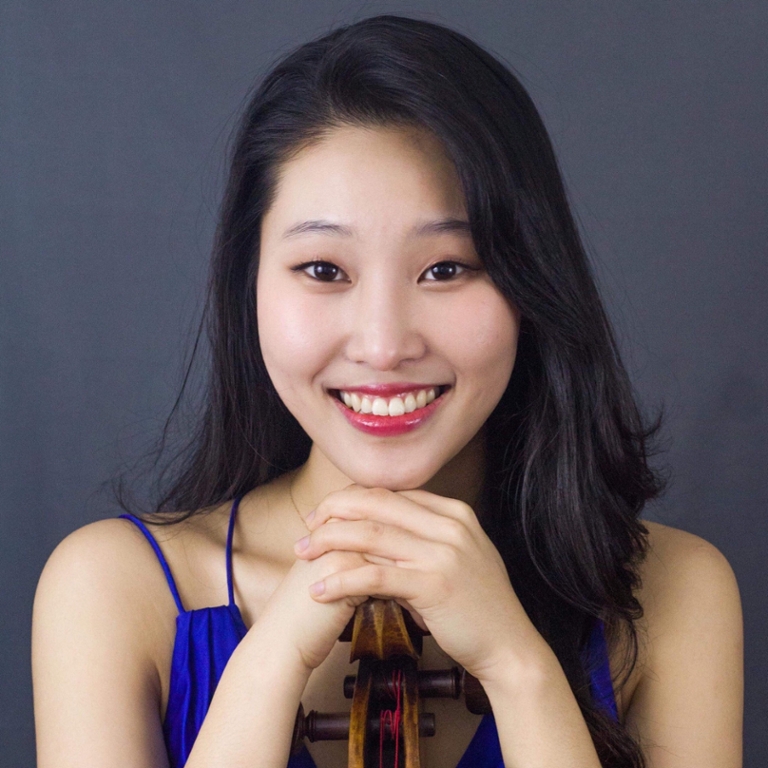 Song Hee Lee